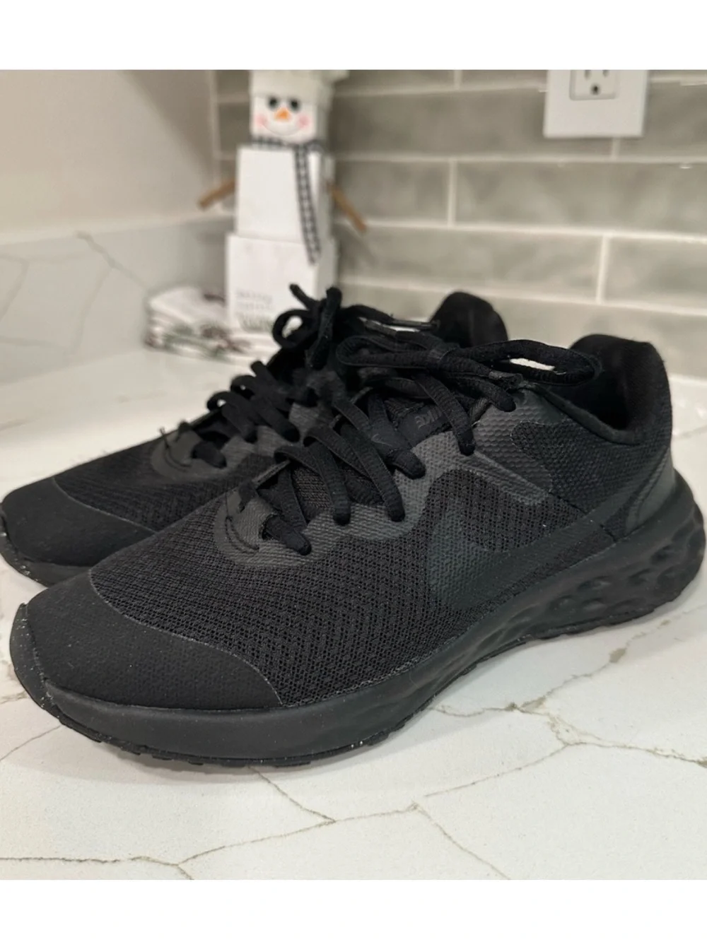 Nike Revolution 6 NN. Youth Size 3.5 Color Black.